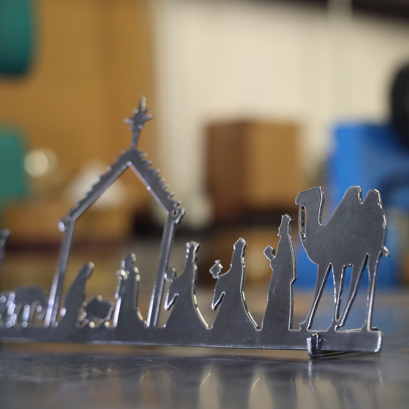 Load image into Gallery viewer, Metal Nativity