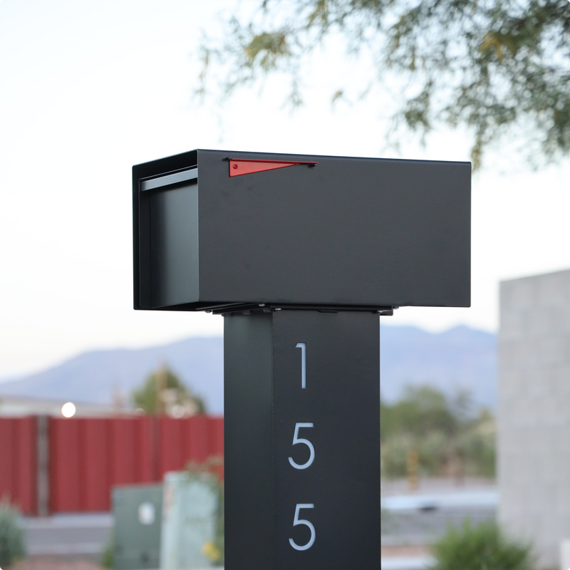 Load image into Gallery viewer, The Top Notch Mailbox
