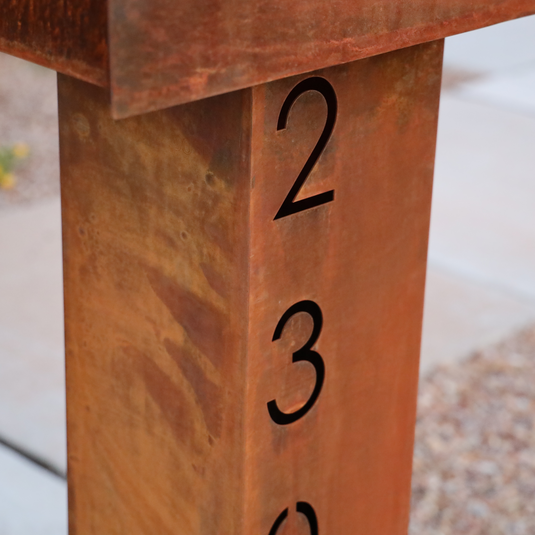 The Top Notch Mailbox